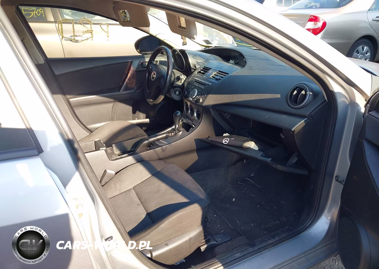 2011 Mazda Mazda3 I Sport VIN:JM1BL1UG1B1454669 - 5