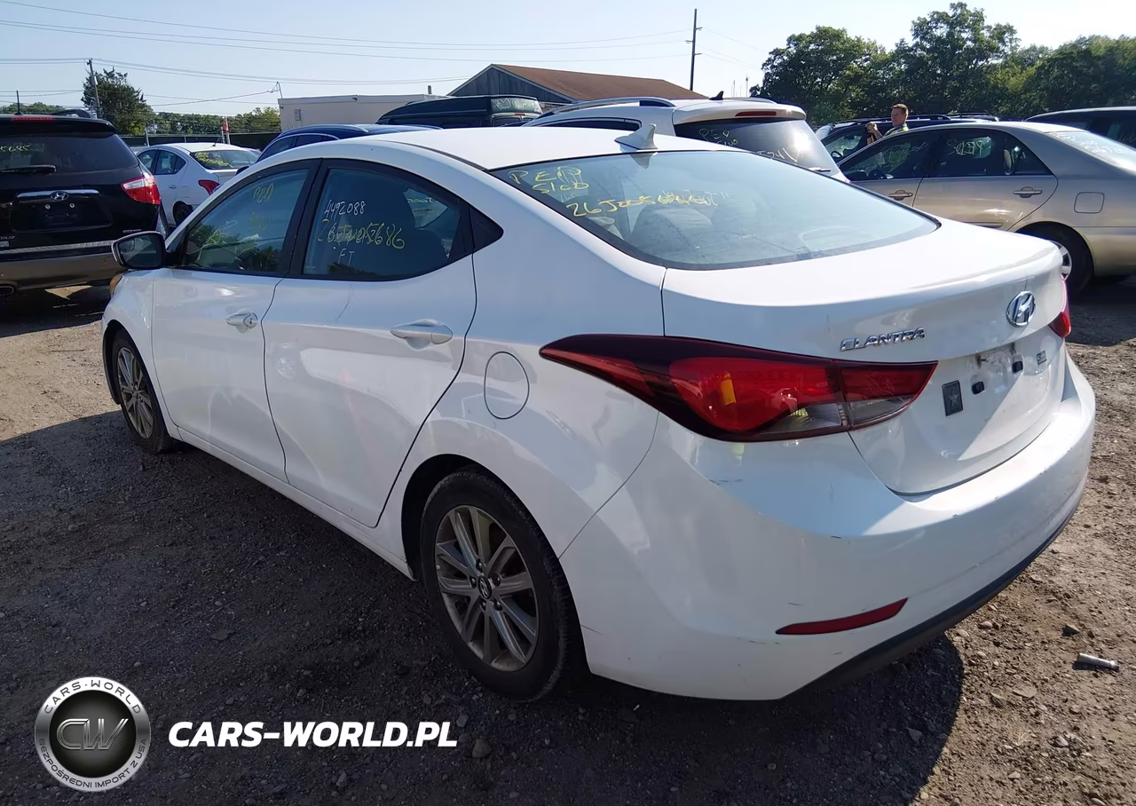 2014 Hyundai Elantra Se VIN:5NPDH4AE9EH478357 - 3