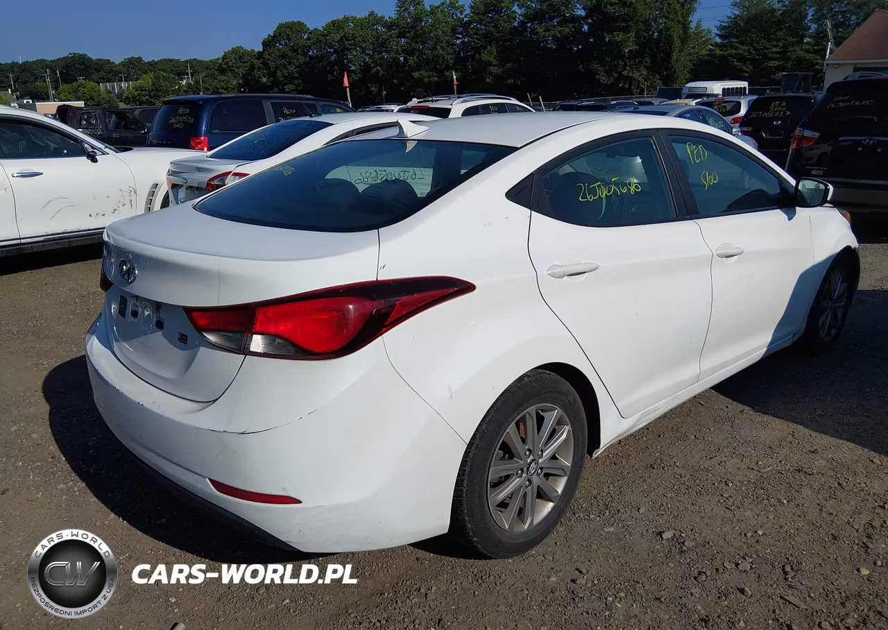 2014 Hyundai Elantra Se VIN:5NPDH4AE9EH478357 - 4