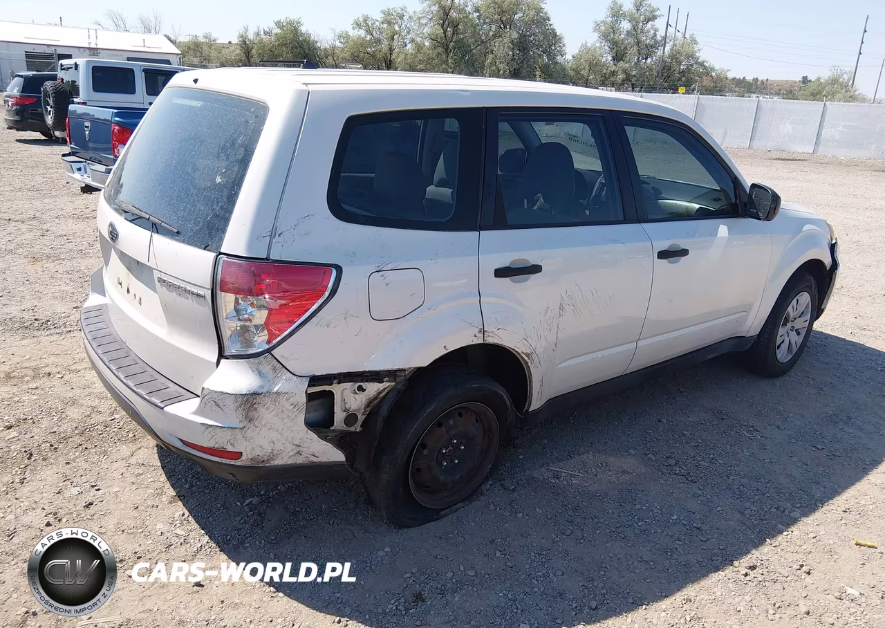 2010 Subaru Forester 2.5X VIN:JF2SH6AC8AH738145 - 4