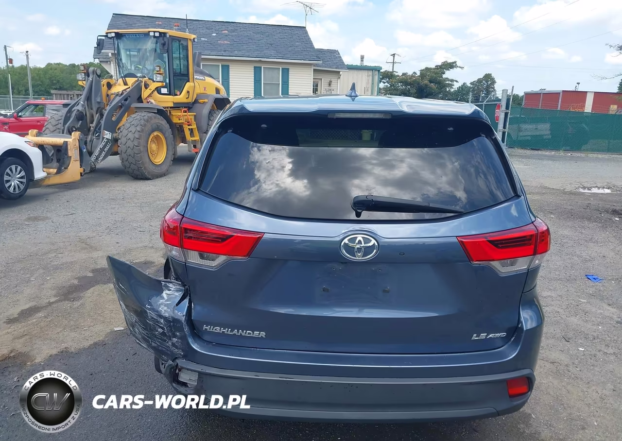 2019 Toyota Highlander Le Plus VIN:5TDBZRFHXKS731924 - 16
