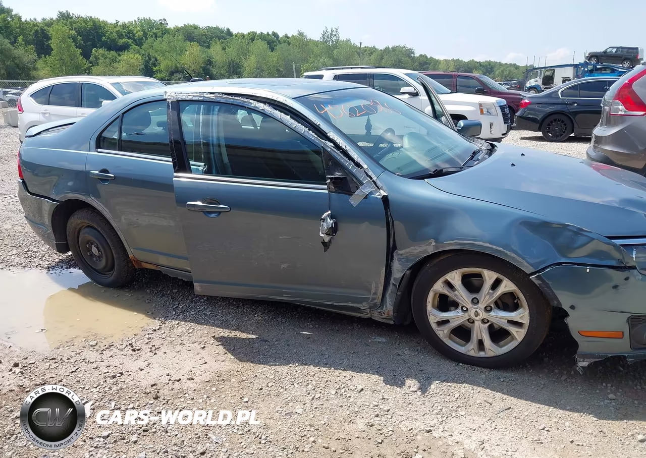2012 Ford Fusion Se VIN:3FAHP0HA8CR105097 - 12