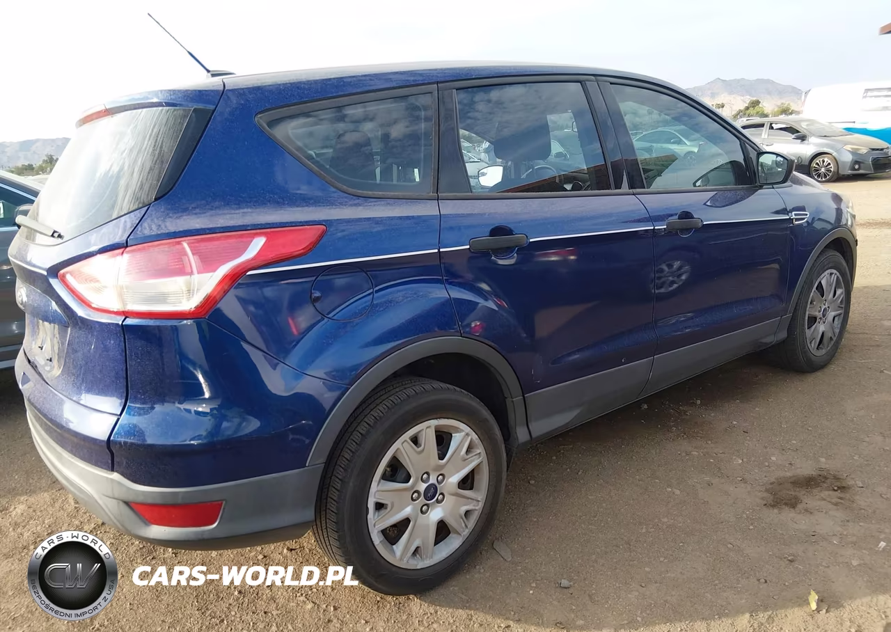 2016 Ford Escape S VIN:1FMCU0F76GUC44028 - 4