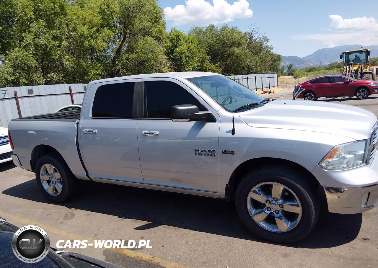 2015 Ram 1500 Big Horn VIN:1C6RR7LT1FS759255 - 13