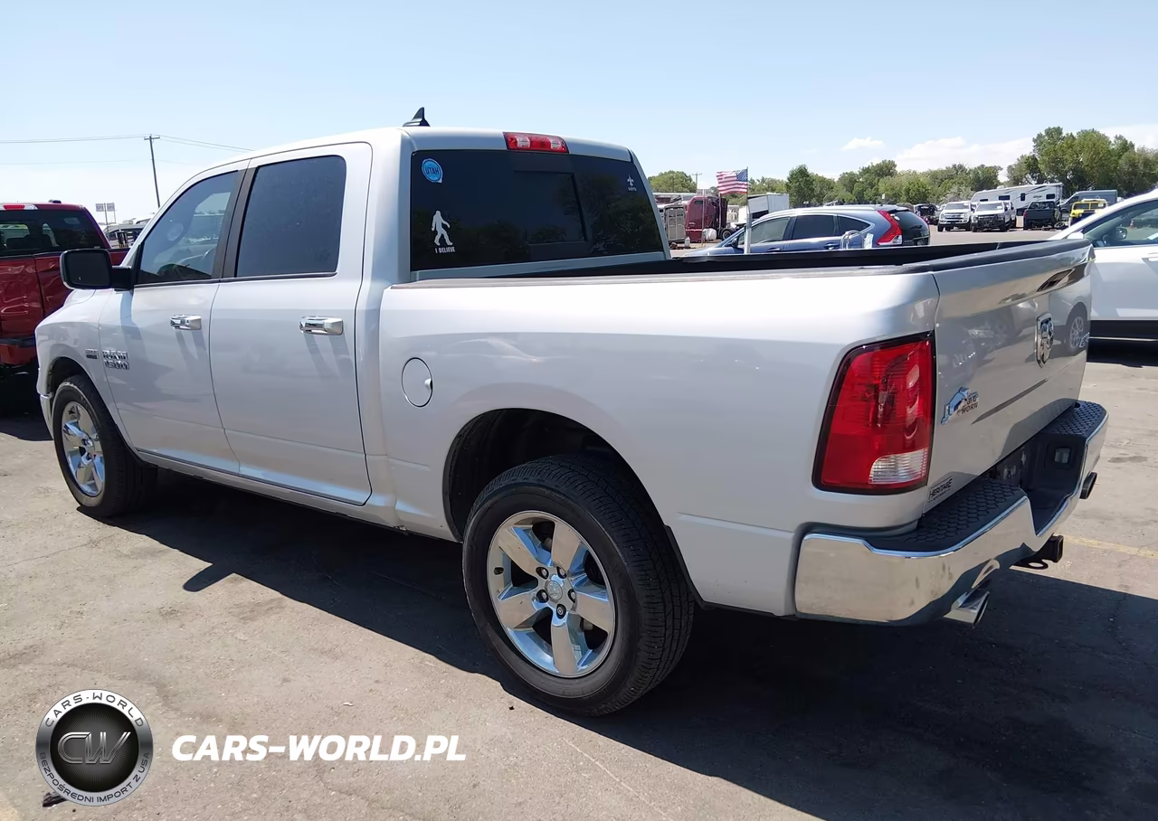 2015 Ram 1500 Big Horn VIN:1C6RR7LT1FS759255 - 3