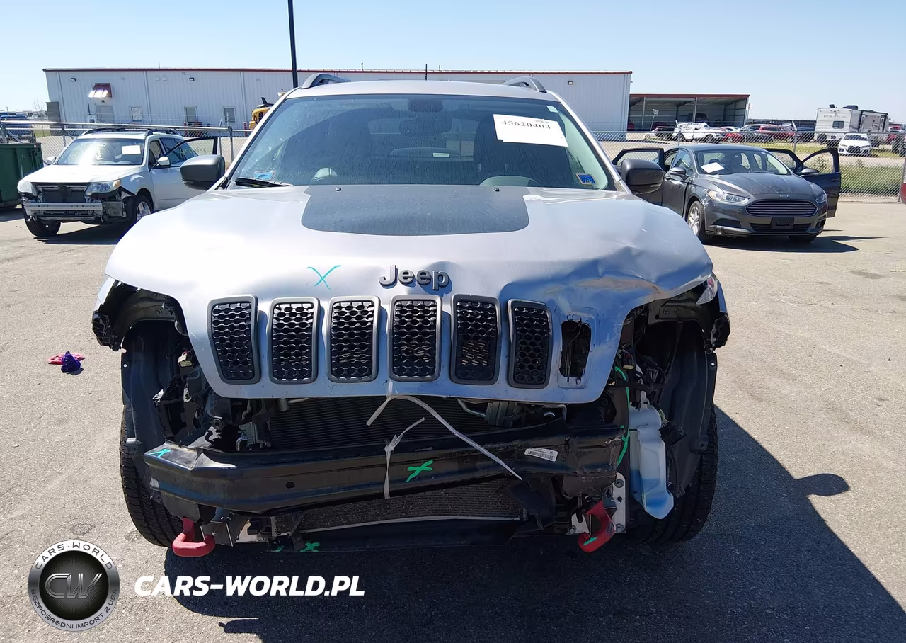 2020 Jeep Cherokee Trailhawk 4X4 VIN:1C4PJMBX9LD563204 - 13