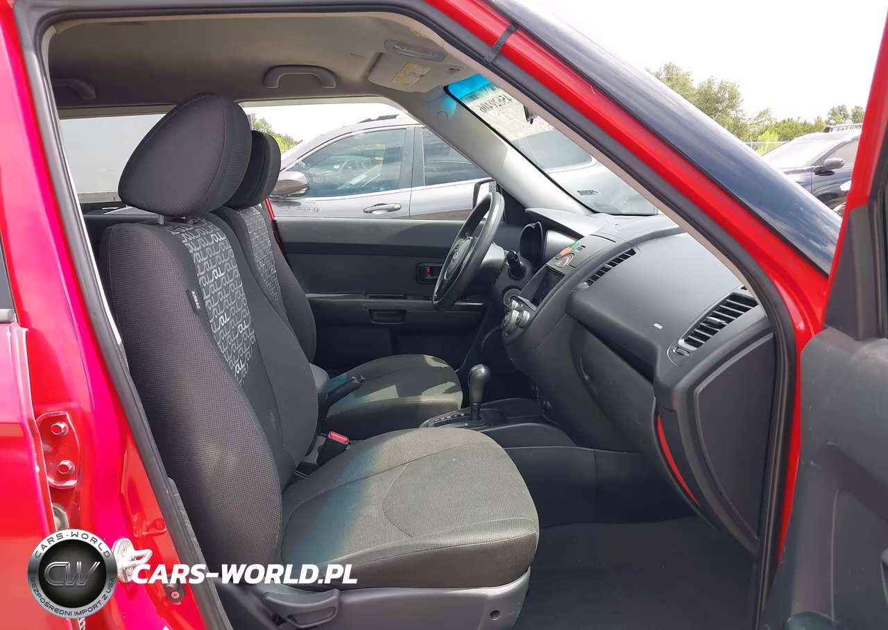 2010 Kia Soul + VIN:KNDJT2A2XA7095618 - 5
