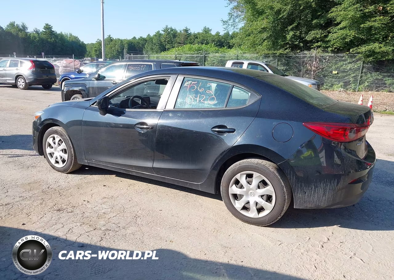 2018 Mazda Mazda3 Sport VIN:3MZBN1U73JM223135 - 14
