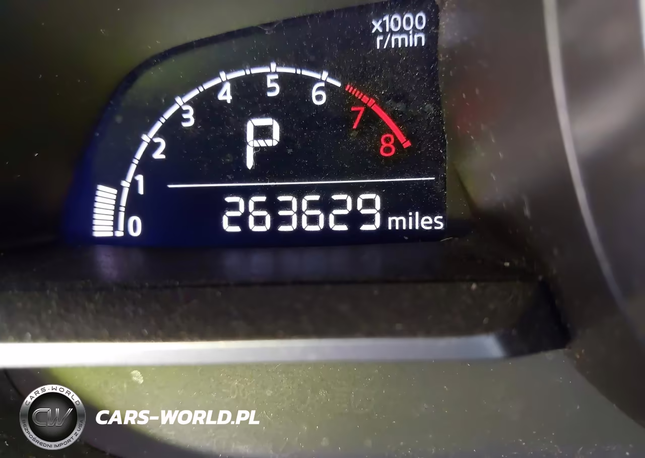2018 Mazda Mazda3 Sport VIN:3MZBN1U73JM223135 - 15