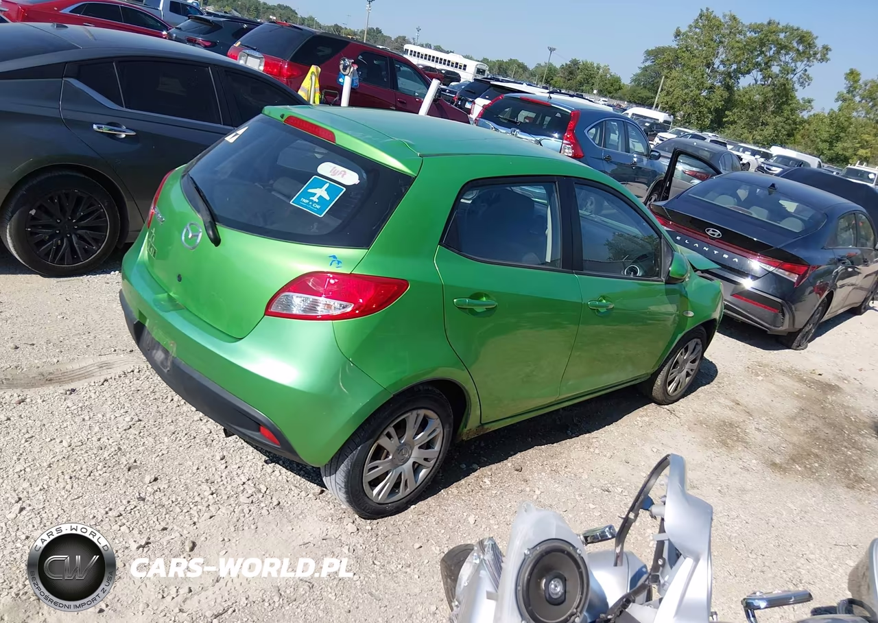 2012 Mazda Mazda2 Sport VIN:JM1DE1KY5C0146247 - 4