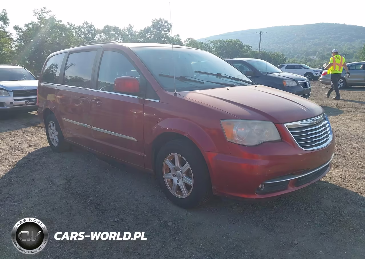 2011 Chrysler Town & Country Touring