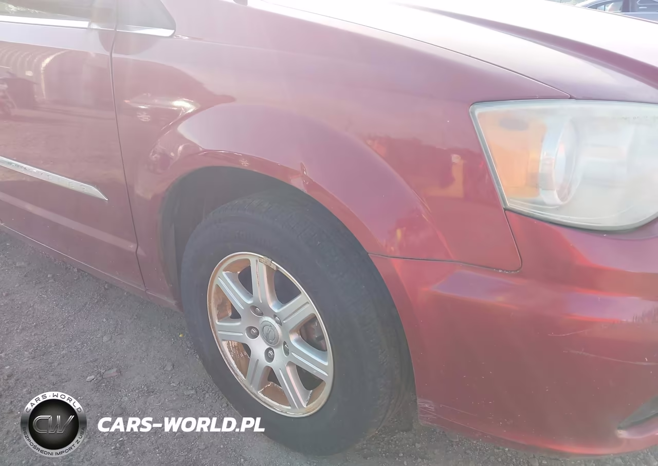 2011 Chrysler Town & Country Touring VIN:2A4RR5DG7BR744988 - 12