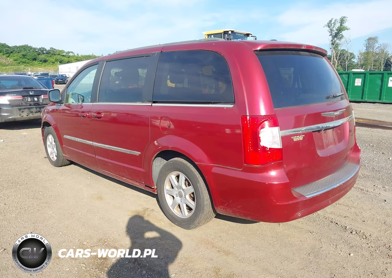 2011 Chrysler Town & Country Touring VIN:2A4RR5DG7BR744988 - 3