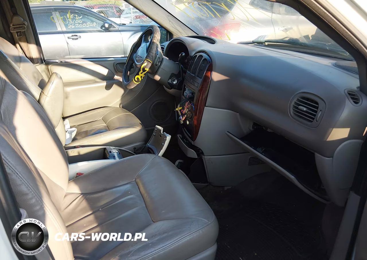 2002 Chrysler Town & Country Lxi VIN:2C8GP54L52R594443 - 5