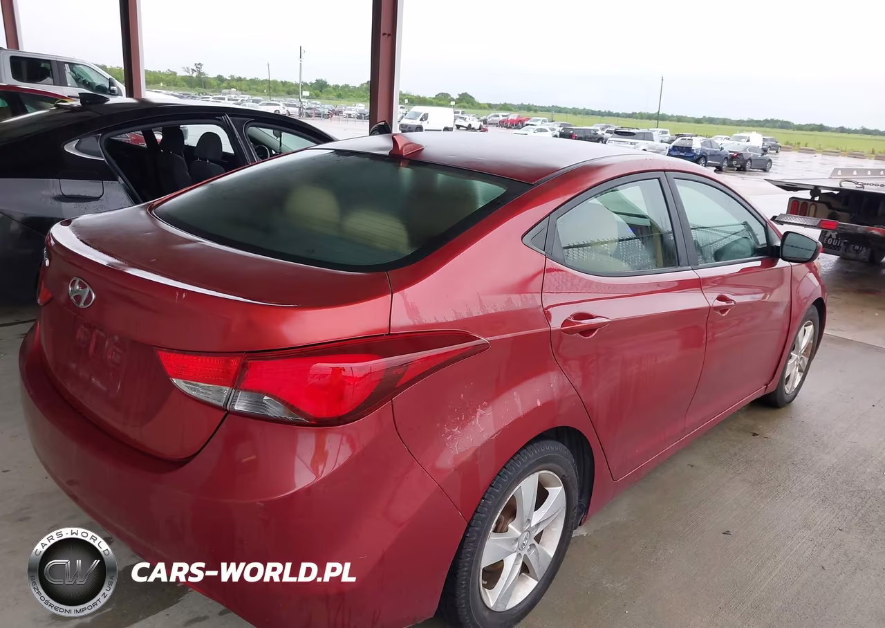2013 Hyundai Elantra Gls VIN:5NPDH4AEXDH262547 - 4