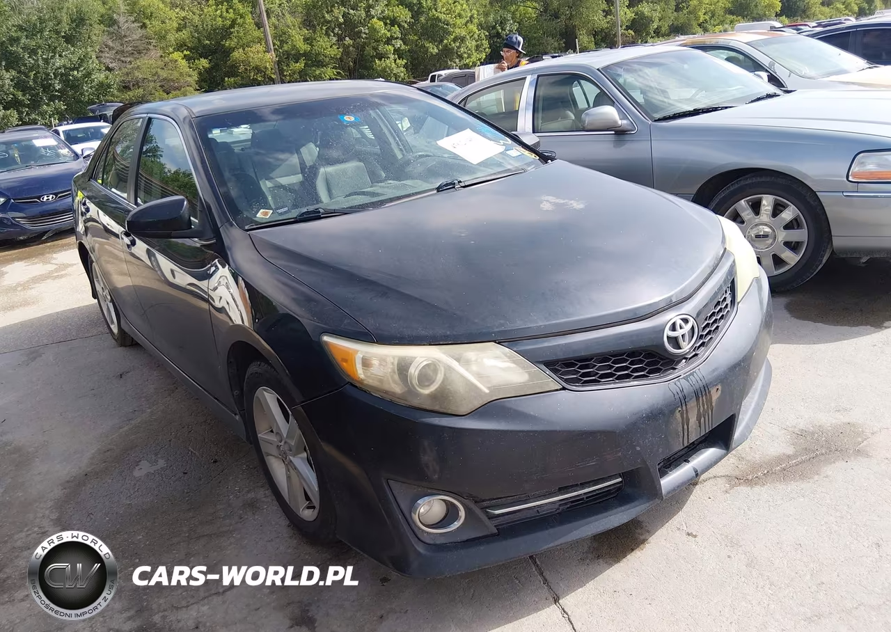2012 Toyota Camry Se – zdjęcie 1 z 11