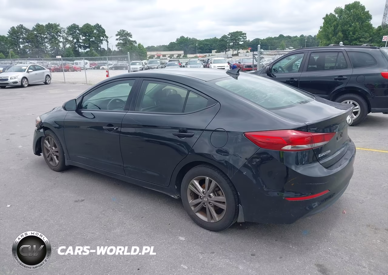 2018 Hyundai Elantra Value Edition VIN:5NPD84LF1JH384098 - 3