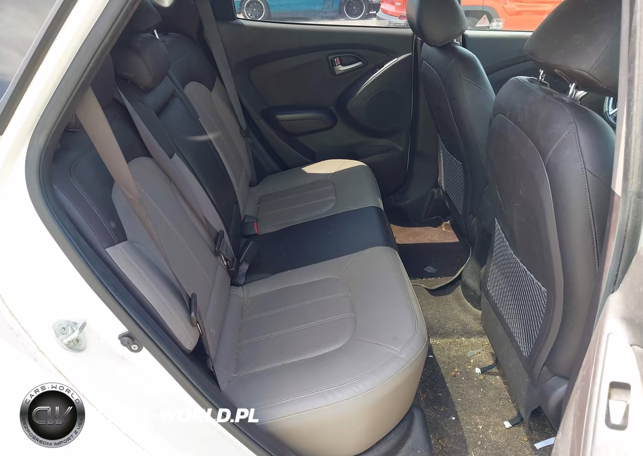 2011 Hyundai Tucson Limited VIN:KM8JUCAC5BU176231 - 8