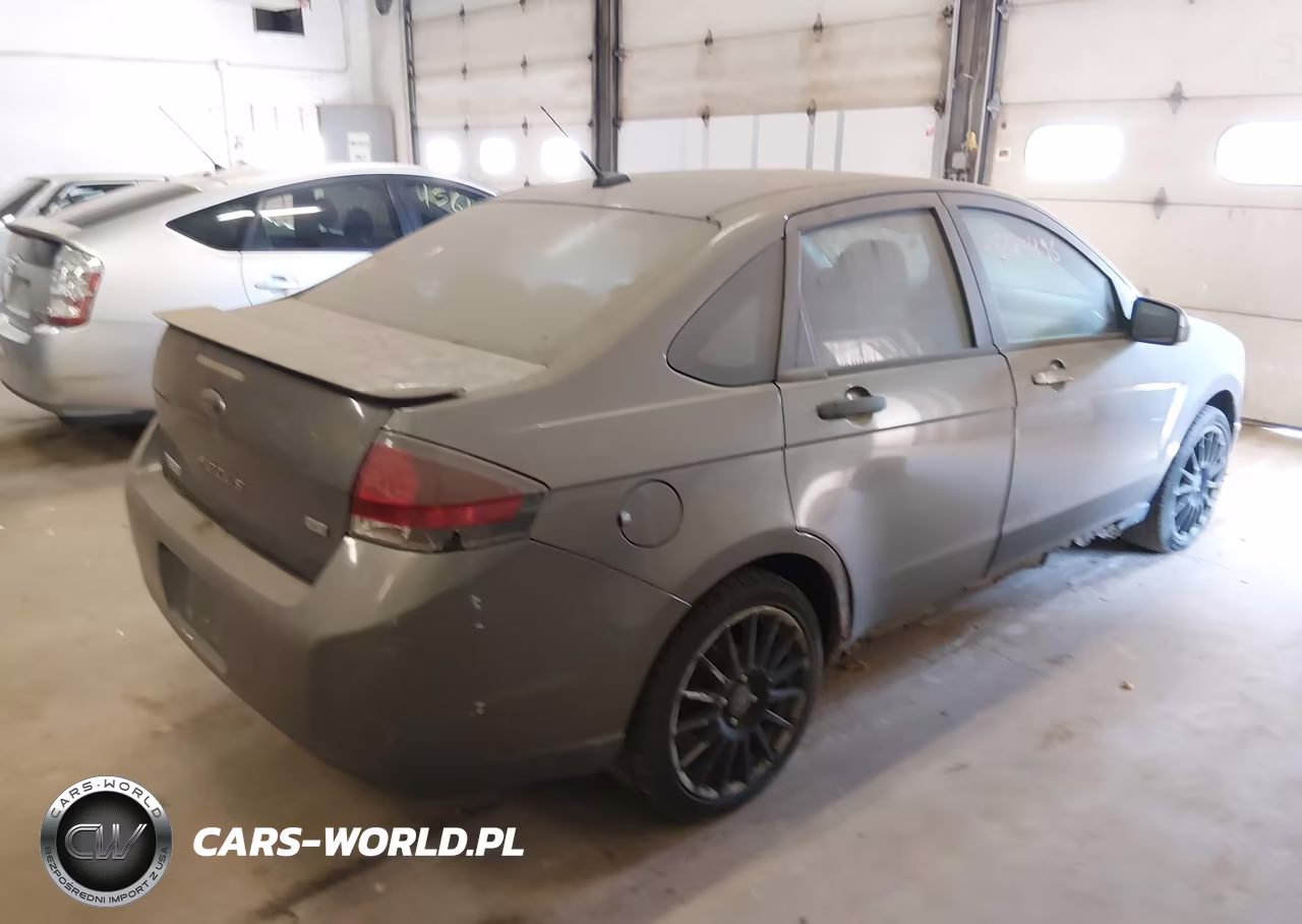 2010 Ford Focus Ses VIN:1FAHP3GN4AW191573 - 4