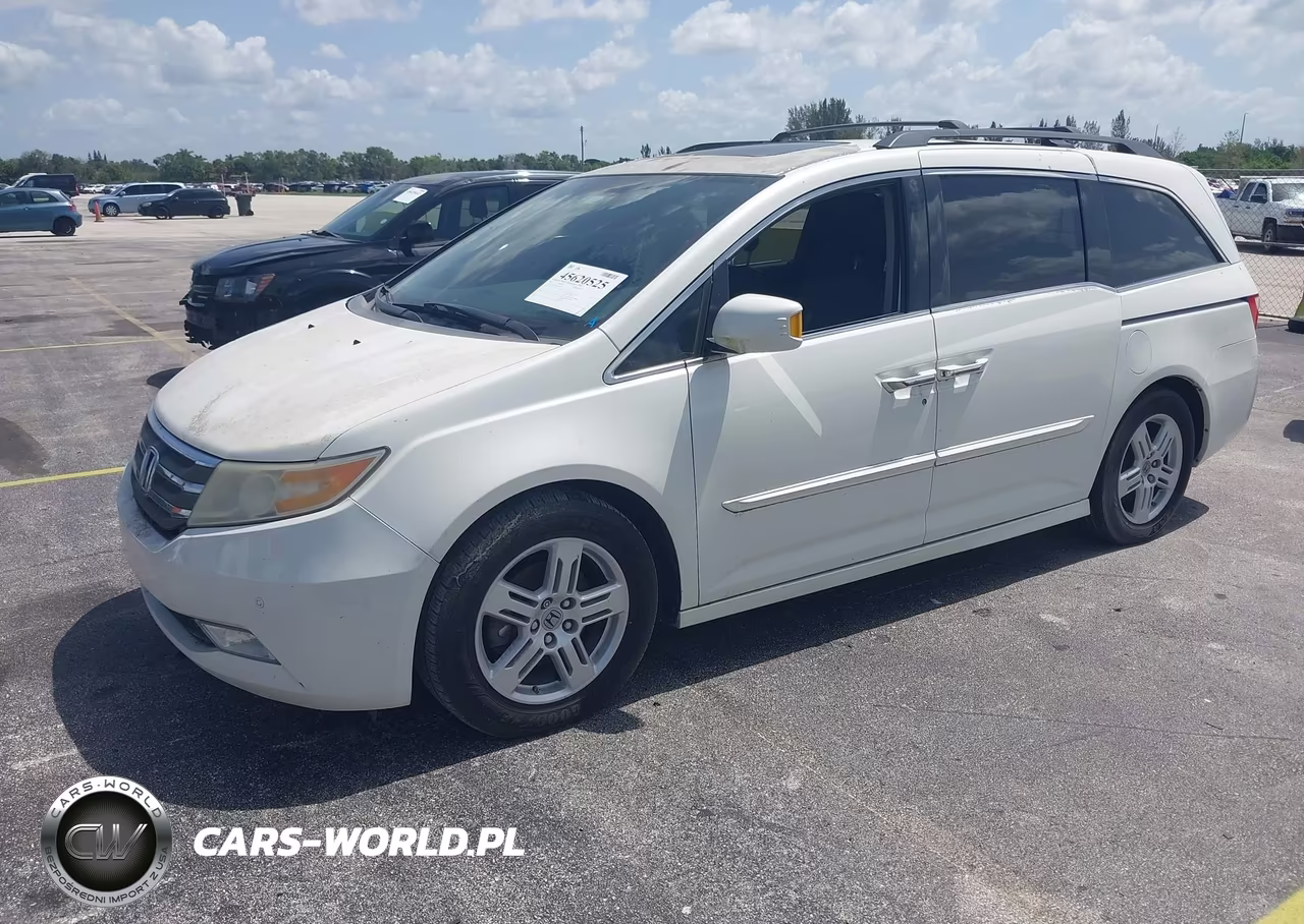 2013 Honda Odyssey Touring-Touring Elite VIN:5FNRL5H93DB081792 - 2
