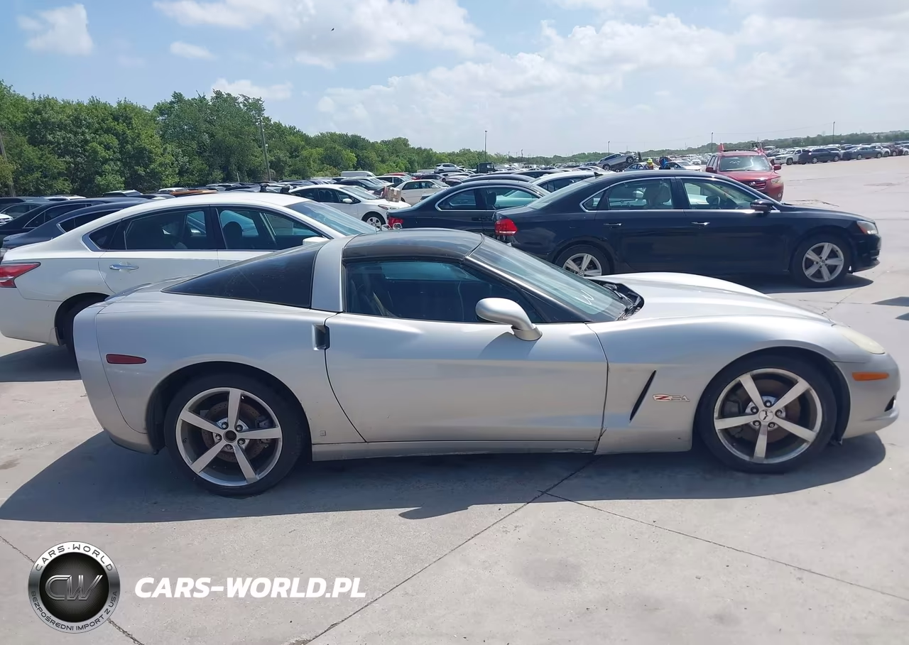 2007 Chevrolet Corvette VIN:1G1YY26U975101769 - 13