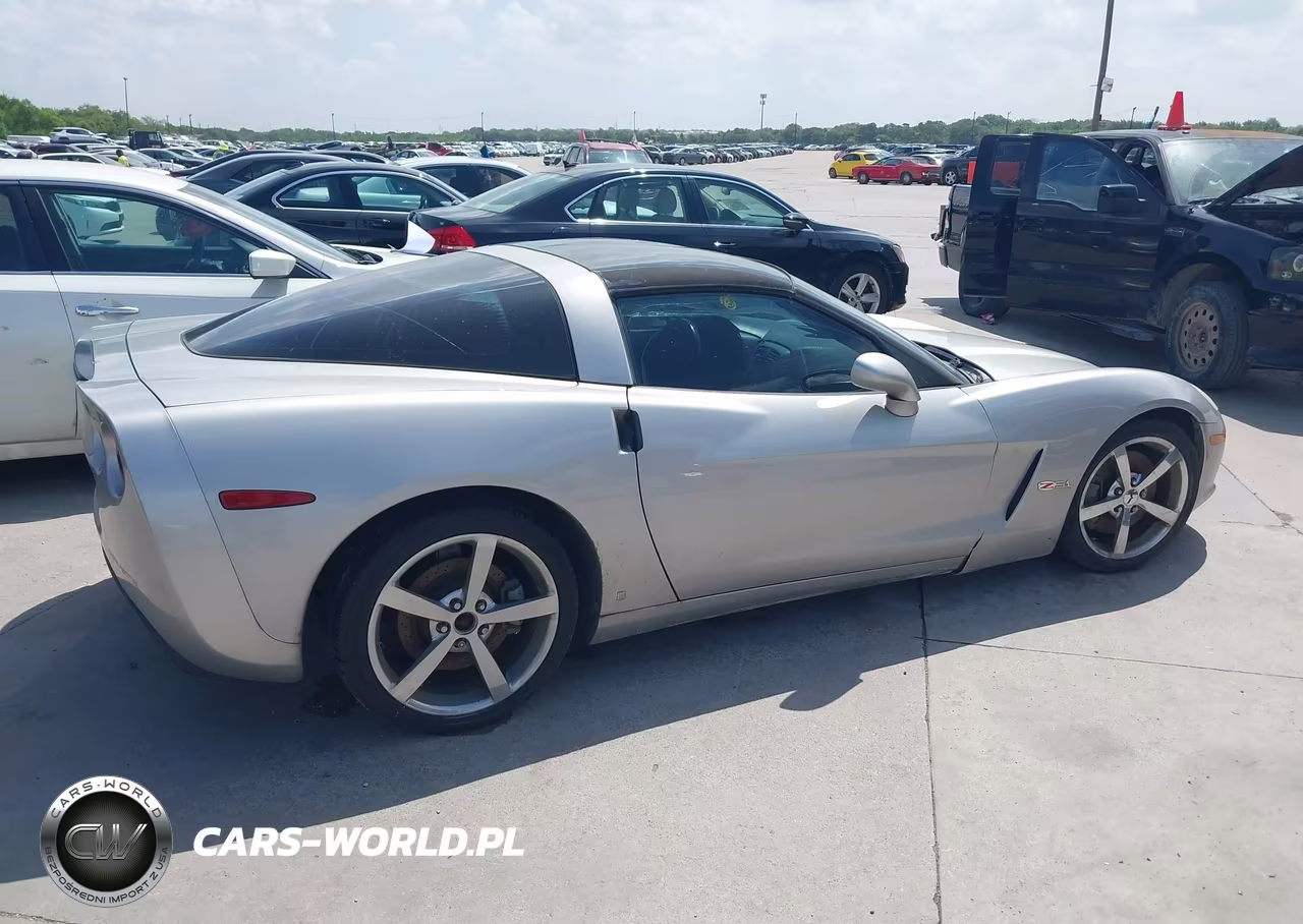 2007 Chevrolet Corvette VIN:1G1YY26U975101769 - 4
