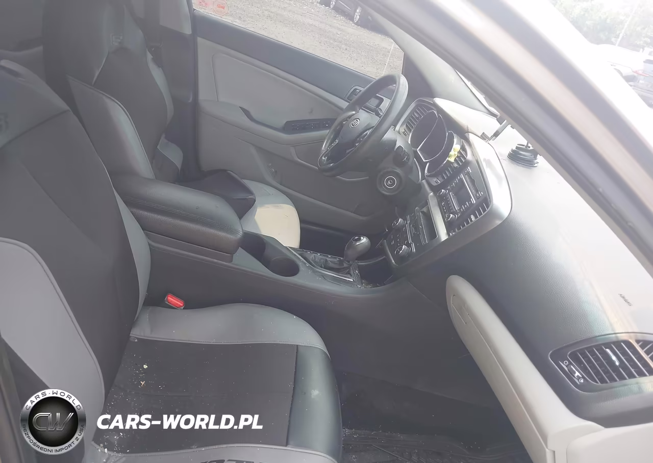 2012 Kia Optima Lx VIN:5XXGM4A75CG069789 - 5