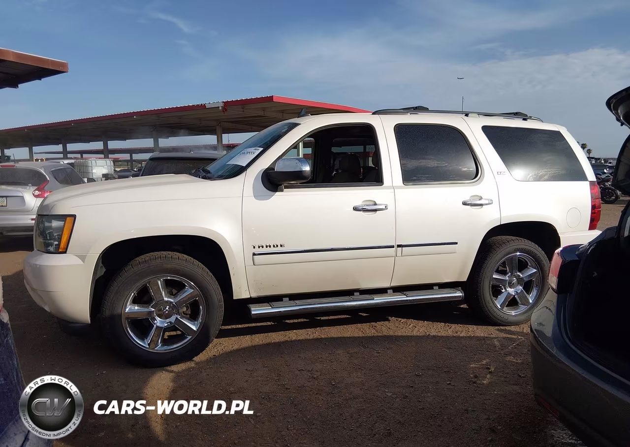 2013 Chevrolet Tahoe Ltz VIN:1GNSKCE03DR216608 - 14