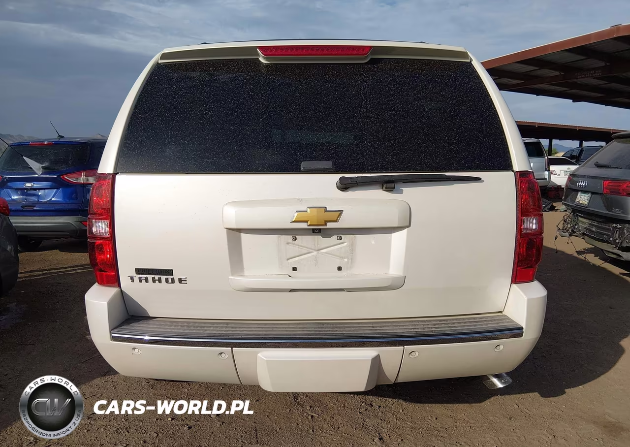 2013 Chevrolet Tahoe Ltz VIN:1GNSKCE03DR216608 - 16