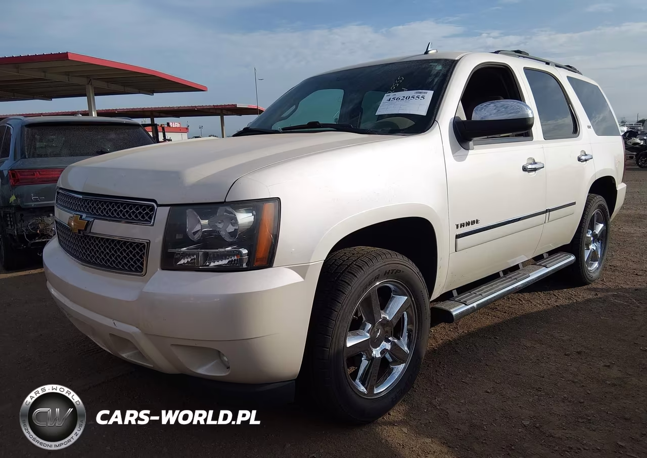 2013 Chevrolet Tahoe Ltz VIN:1GNSKCE03DR216608 - 2