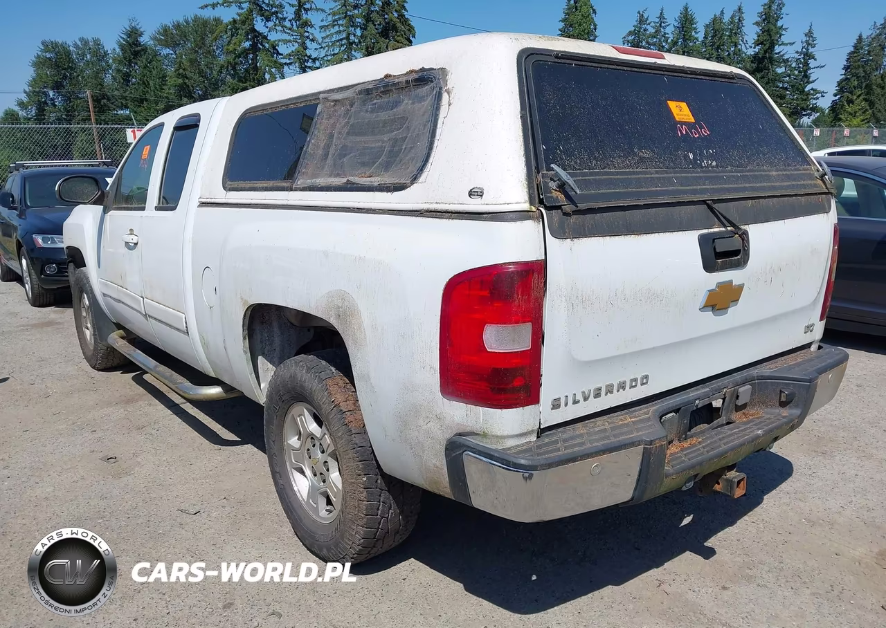 2007 Chevrolet Silverado 1500 Ltz VIN:2GCEK19J271589794 - 3