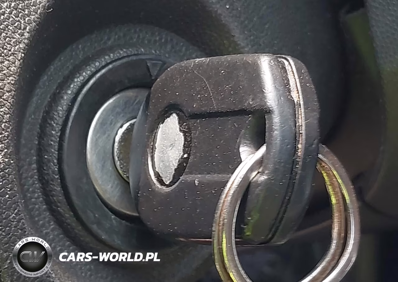 2009 Ford Escape Xlt VIN:1FMCU03769KB21560 - 11