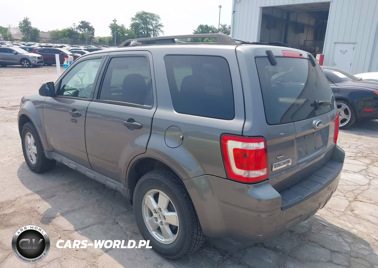 2009 Ford Escape Xlt VIN:1FMCU03769KB21560 - 3