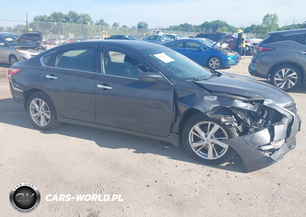 2013 Nissan Altima 2.5 Sv – zdjęcie 1 z 17
