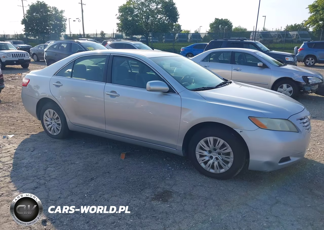 2008 Toyota Camry Le – zdjęcie 1 z 10
