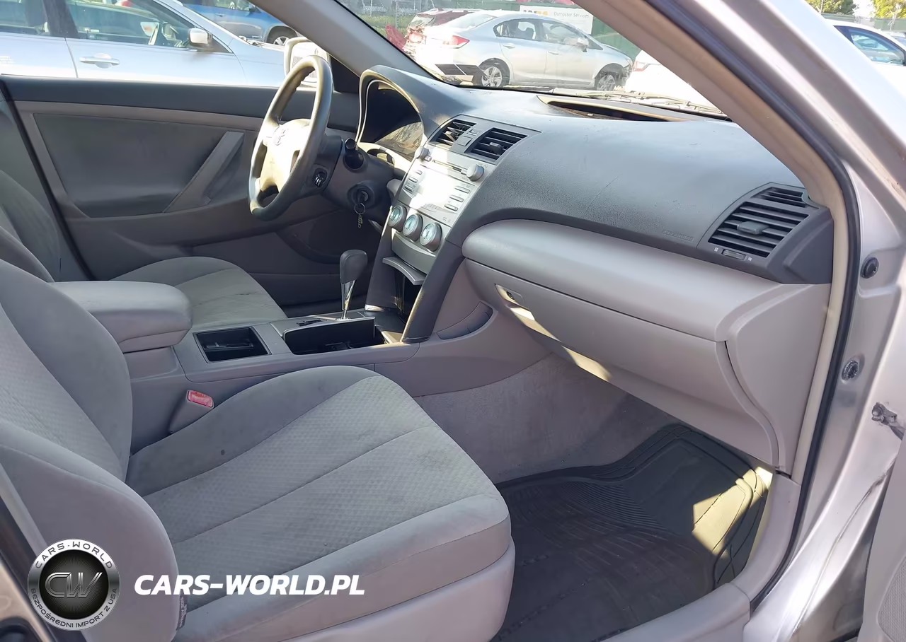 2008 Toyota Camry Le VIN:4T1BE46K08U232642 - 5