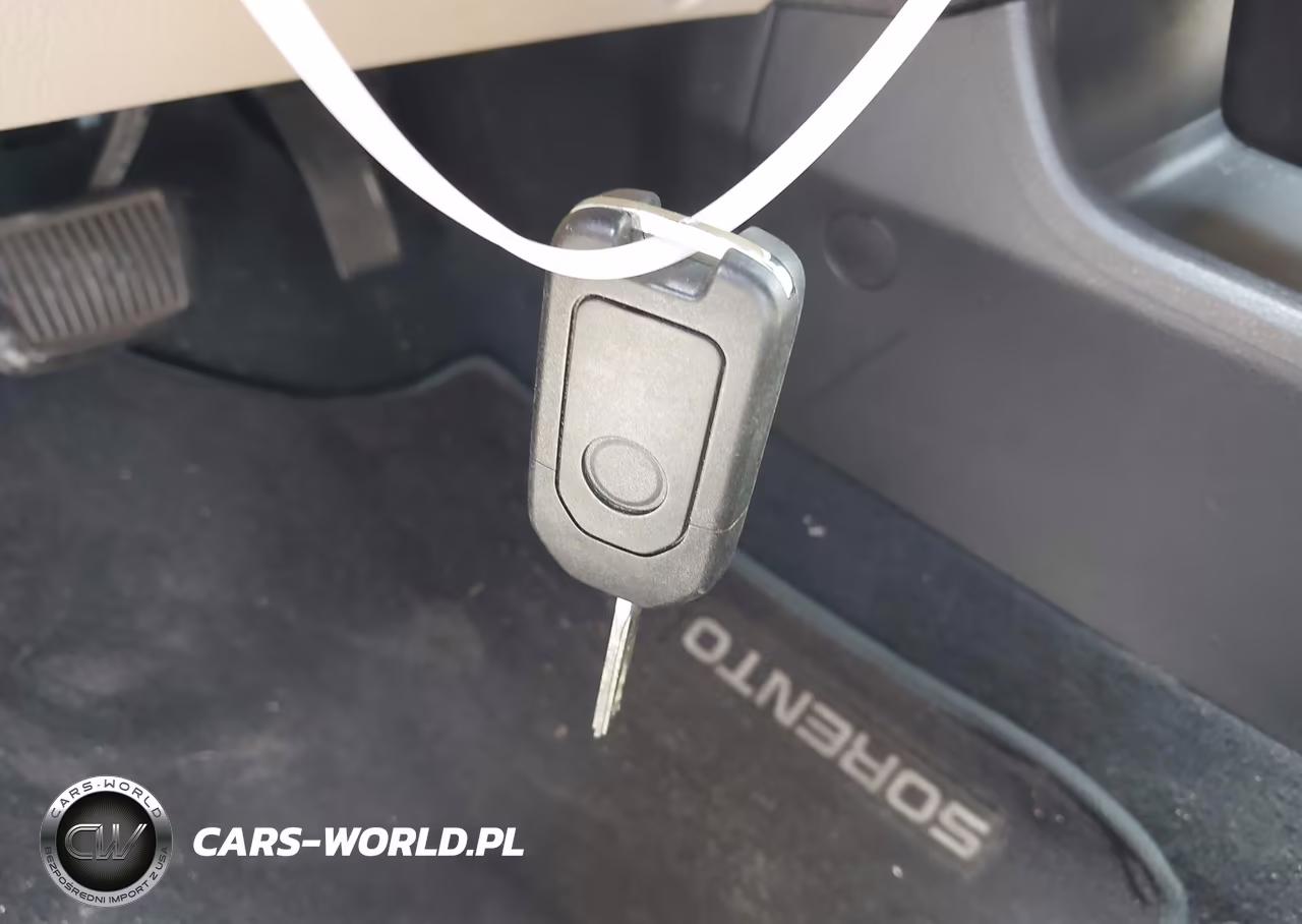 2011 Kia Sorento Lx VIN:5XYKT3A12BG183813 - 11
