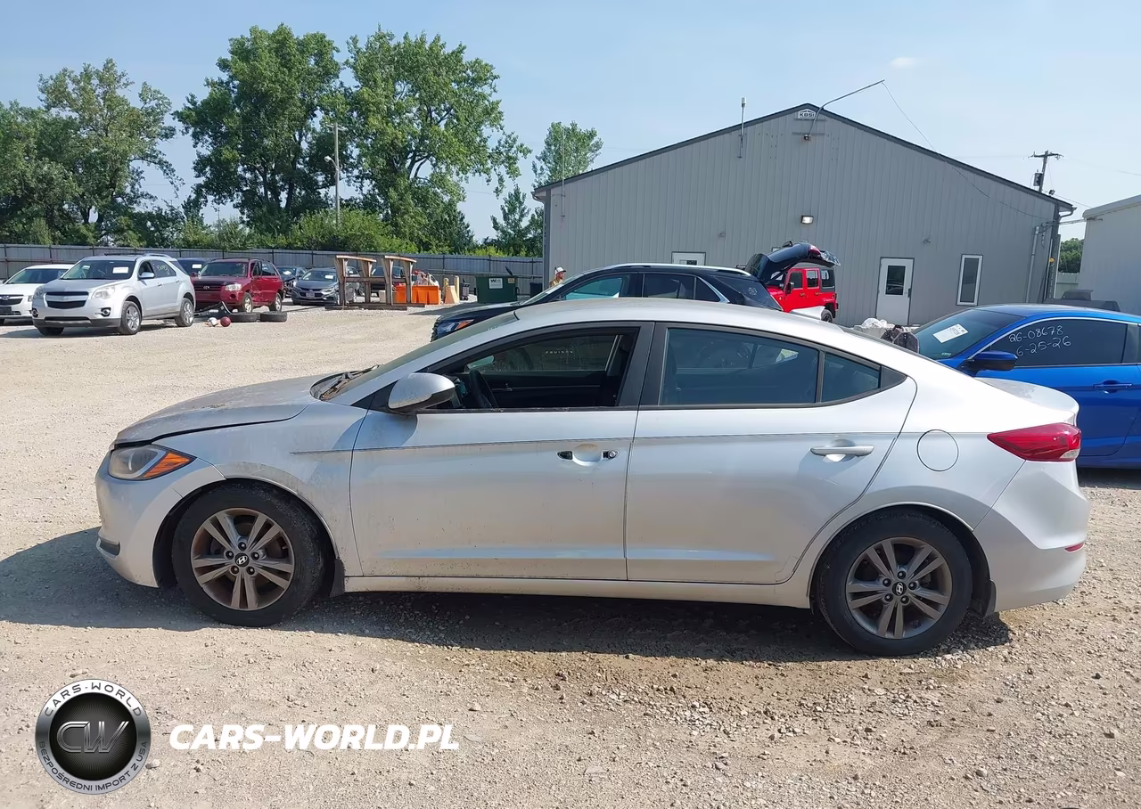 2018 Hyundai Elantra Sel VIN:5NPD84LF8JH234389 - 14