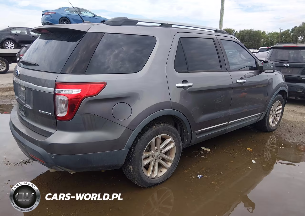 2014 Ford Explorer Xlt VIN:1FM5K7D88EGB45192 - 4