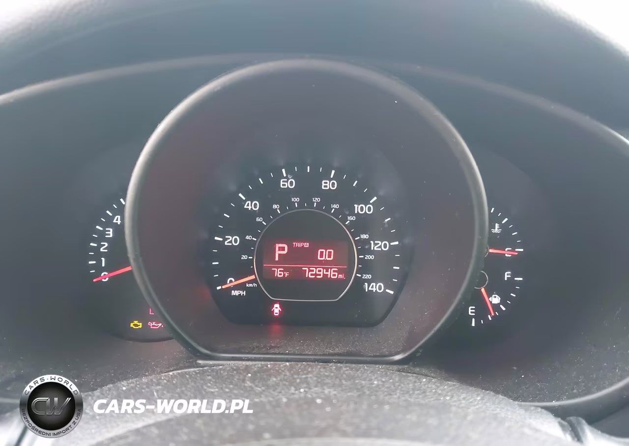 2014 Kia Soul + VIN:KNDJP3A55E7048104 - 7