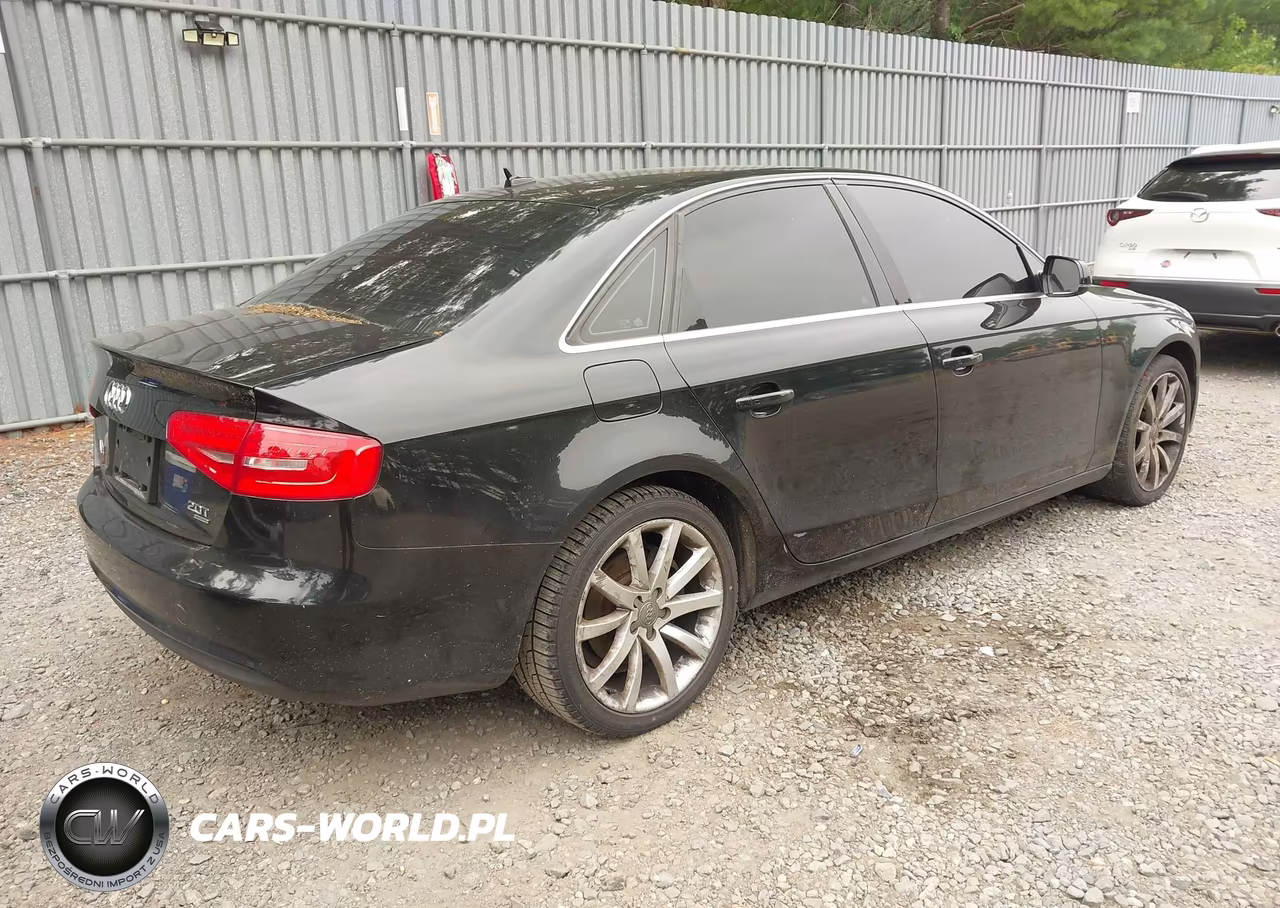 AUDI A4 PREMIUM VIN:WAUFFAFL7DN045507 - 4