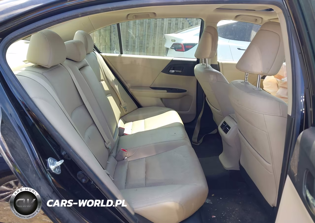 2017 Honda Accord Hybrid Touring VIN:JHMCR6F73HC029155 - 8