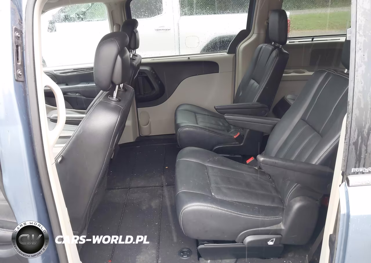 2012 Chrysler Town & Country Touring-L VIN:2C4RC1CG7CR170931 - 8
