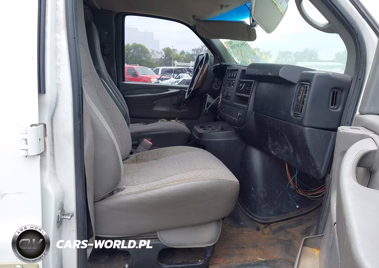 2014 GMC Savana 2500 Work Van VIN:1GTW7FCA3E1915567 - 5