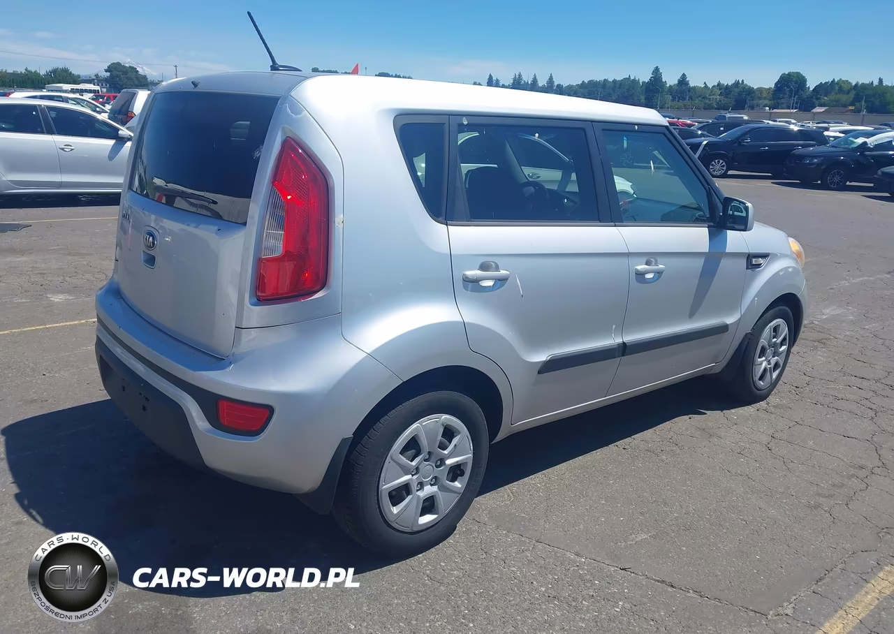 2013 Kia Soul VIN:KNDJT2A5XD7512525 - 4
