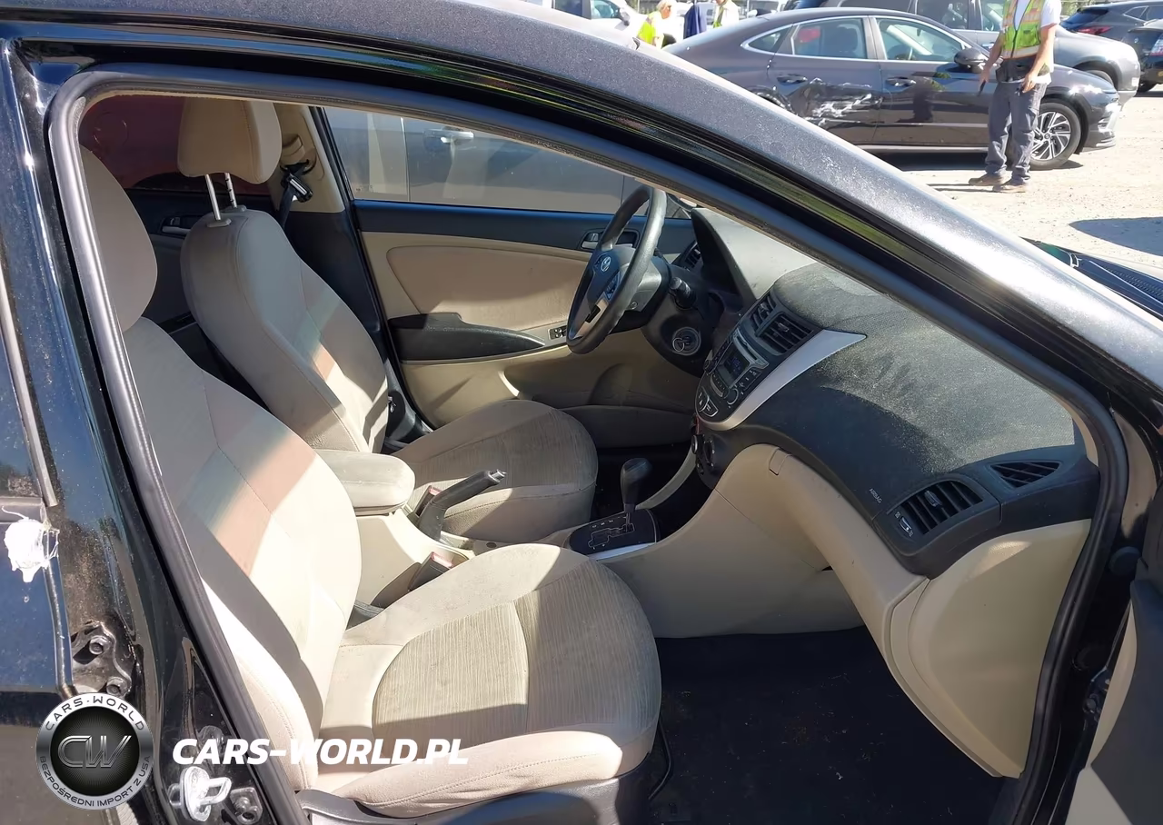 2017 Hyundai Accent Value Edition VIN:KMHCT4AE7HU354460 - 5