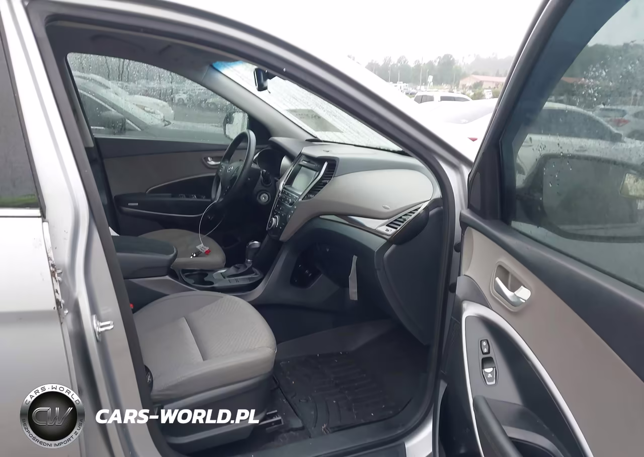 2017 Hyundai Santa Fe Se VIN:KM8SM4HF4HU226037 - 5