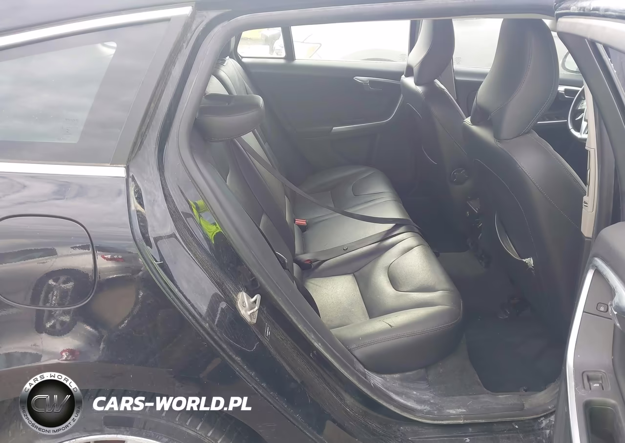2015 Volvo V60 T5 Premier VIN:YV1612SB9F1201376 - 8