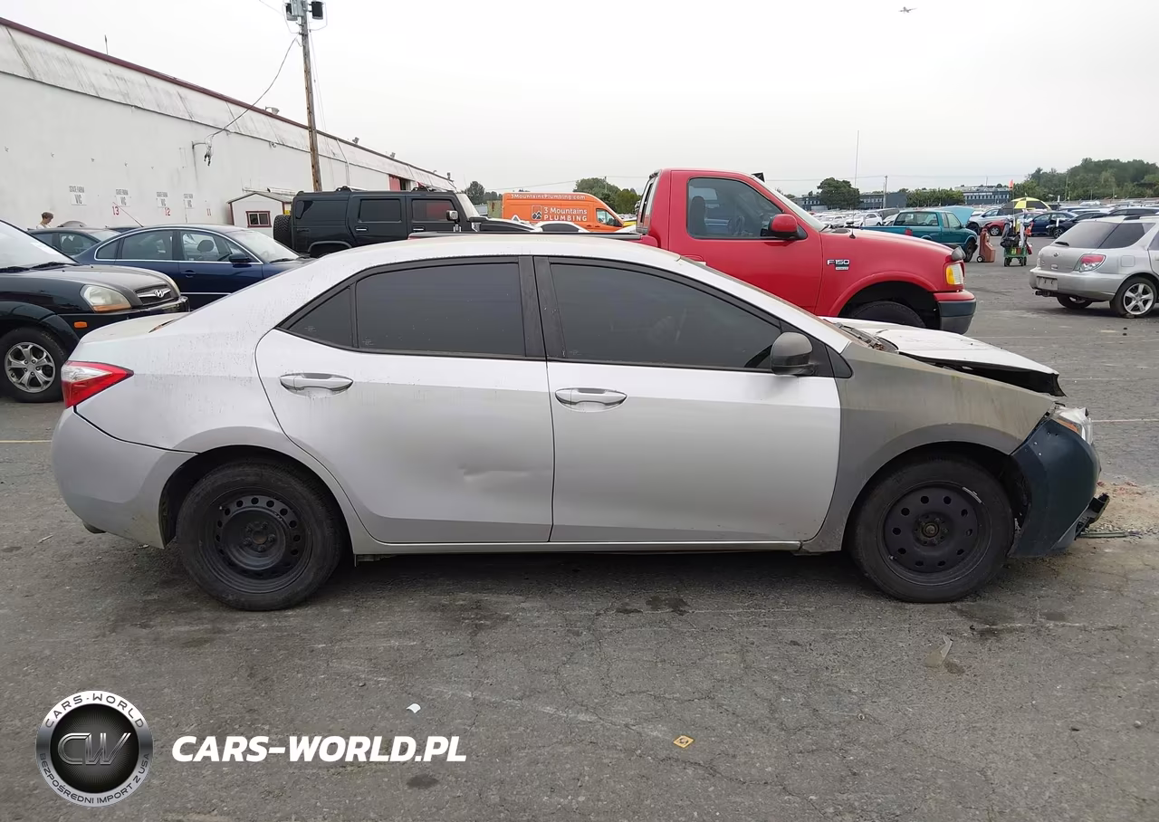2016 Toyota Corolla Le VIN:5YFBURHE2GP484691 - 13