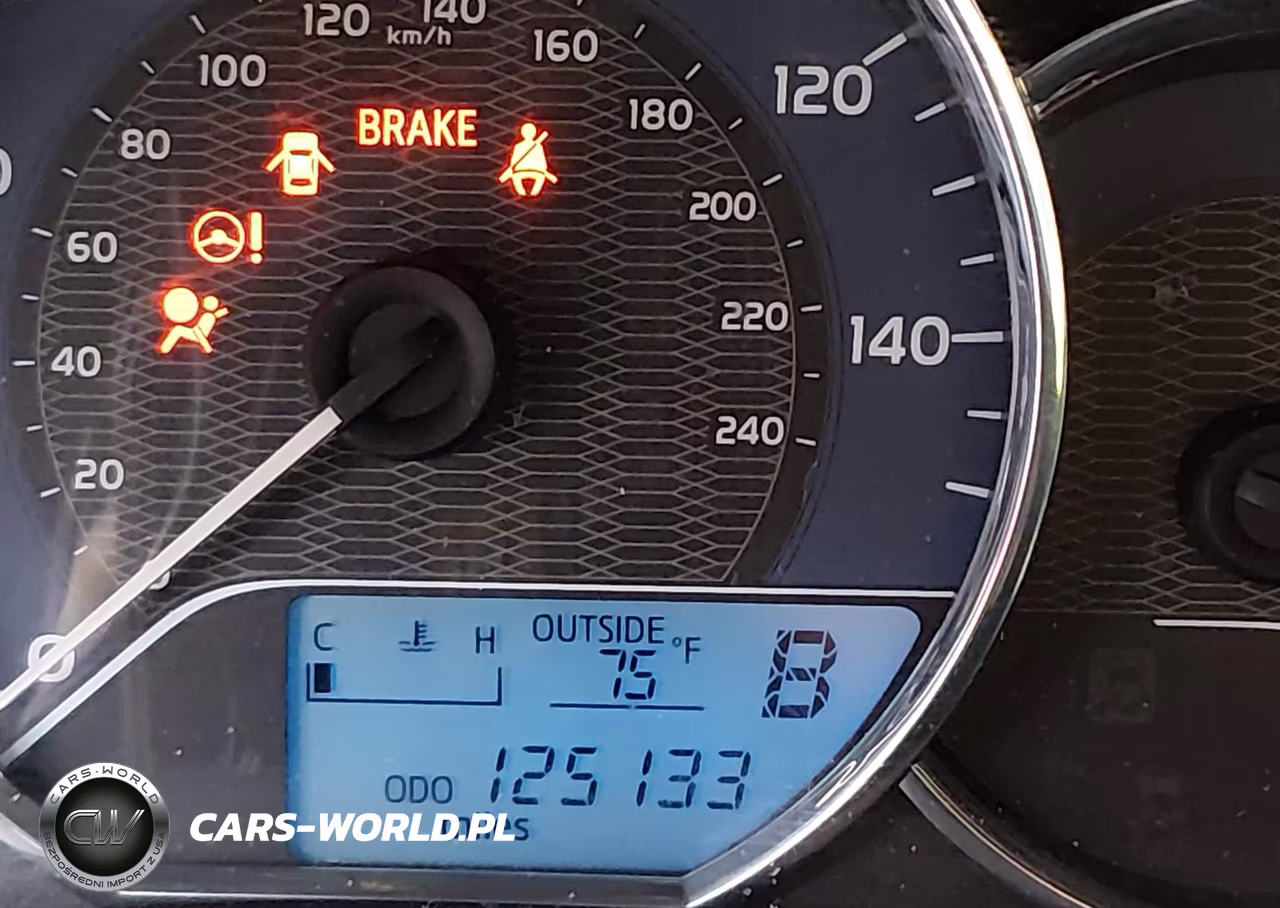 2016 Toyota Corolla Le VIN:5YFBURHE2GP484691 - 15